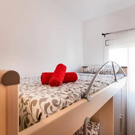 Cover Plaza Espana Apartment