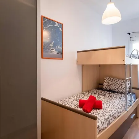 Cover Plaza Espana Apartment